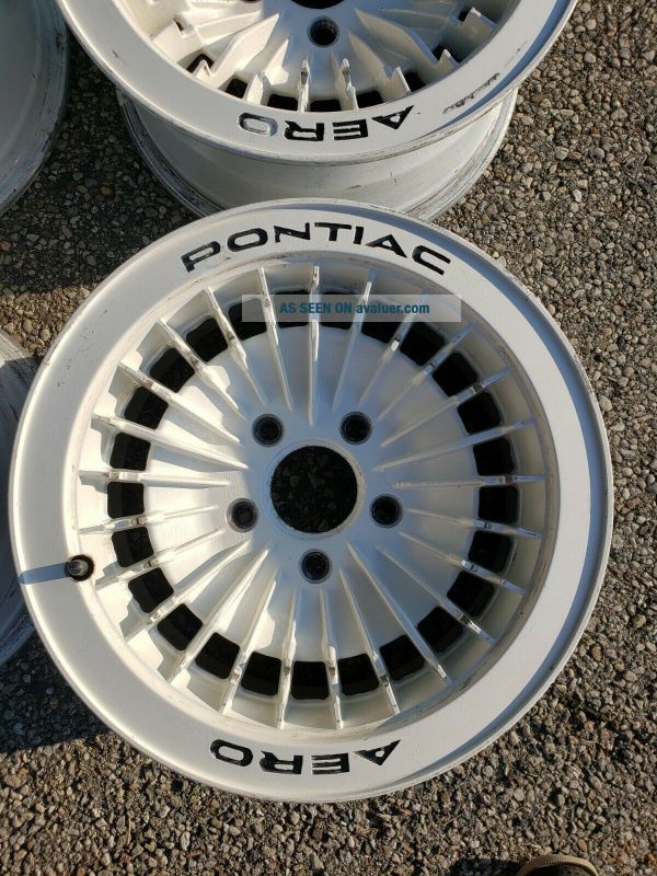 Pontiac Firebird Trans Am Anniversary Knight Rider AERO Wheels Covers ...