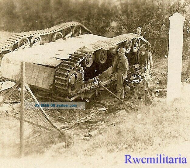 RARE US Soldier by KO ' d German Pzkw.  III Panzer Tank Flipped on its Back